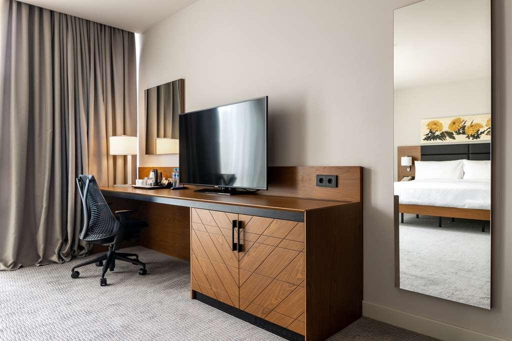 Hilton Garden Inn Tbilisi Chavchavadze Phòng bức ảnh