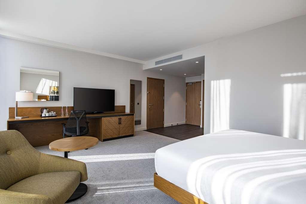 Hilton Garden Inn Tbilisi Chavchavadze Phòng bức ảnh